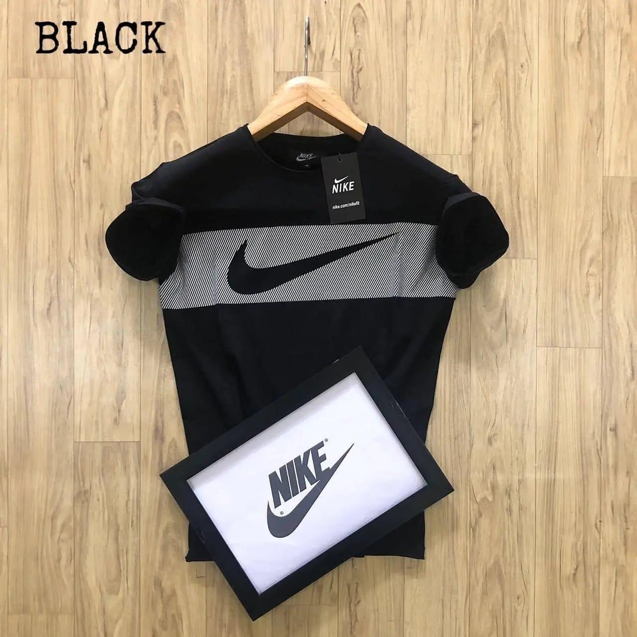 Nike Black Half Sleeves T-Shirt Roposo Clout